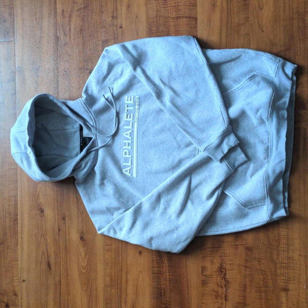 Alphalete graphic hoodie